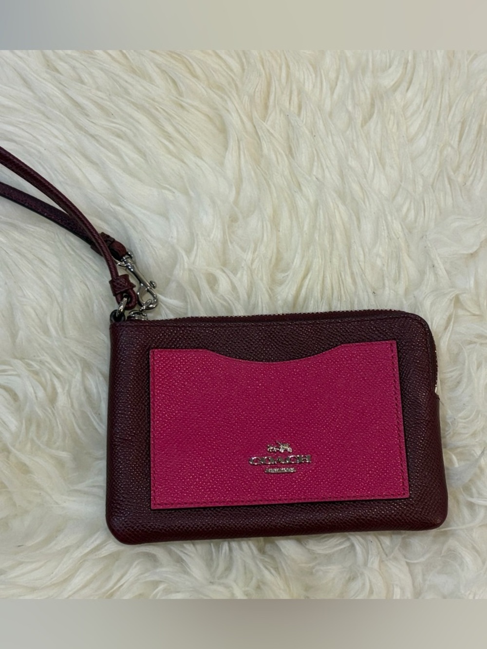NWOT Coach Pink Colorblock Wristlet - Flawless!